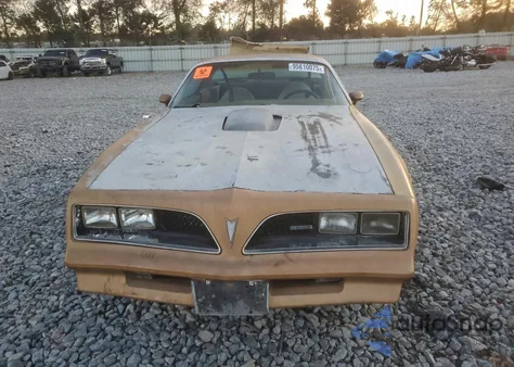 1978 Pontiac Trans Am z USA, uszkodzony, nr VIN 2W87K8L143453